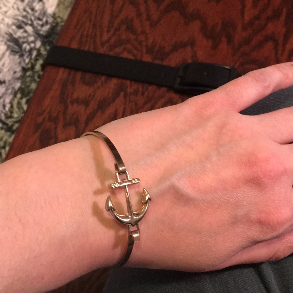 Nautical anchor bracelet